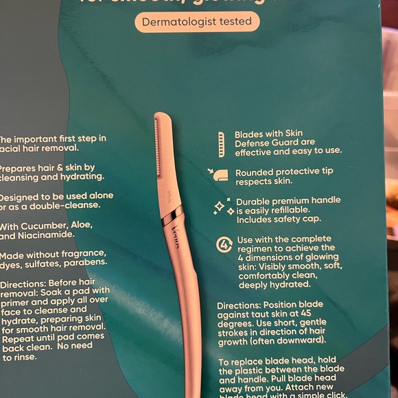 Gillette Venus 1 Razor, 8 Cartridges & 1 Cleansing Primer, new in sealed box - Picture 4 of 4